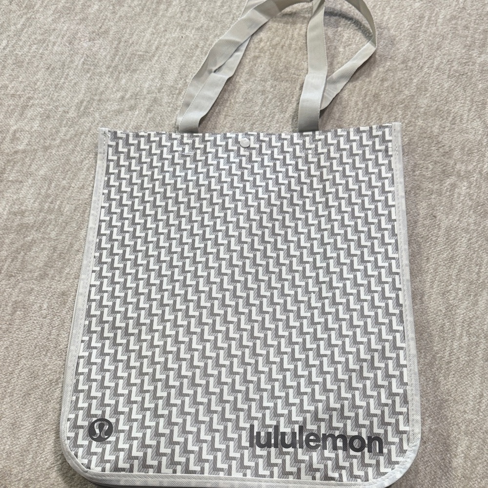 lululemon athletica Patterned Gray Tote